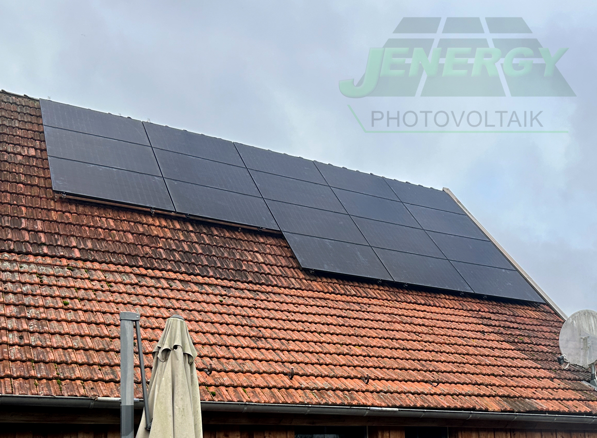16,2 kWp ost west Versmold JA Solar JEnergy 16,2 kWp ost west Versmold JA Solar JEnergy